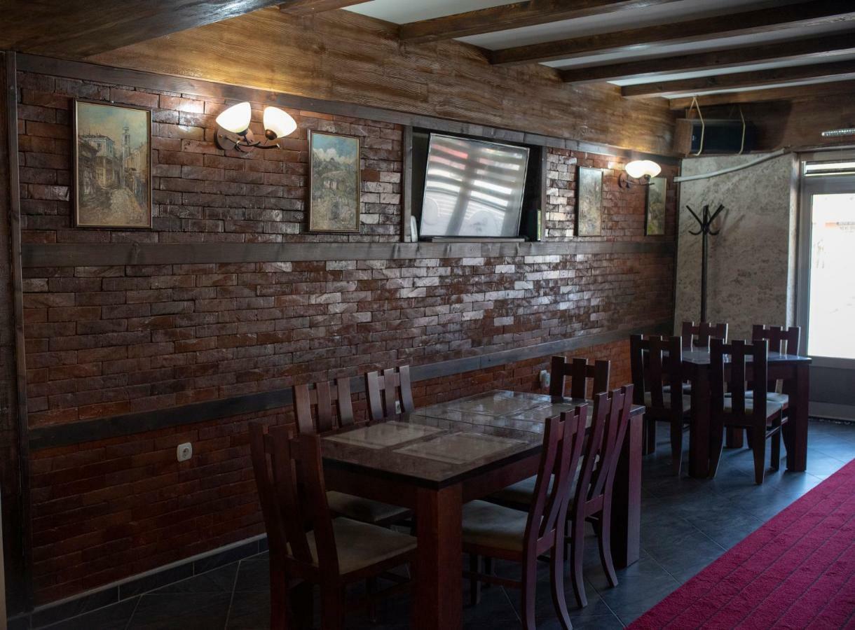 Dionis Rooms & Apartments Prilep Eksteriør billede