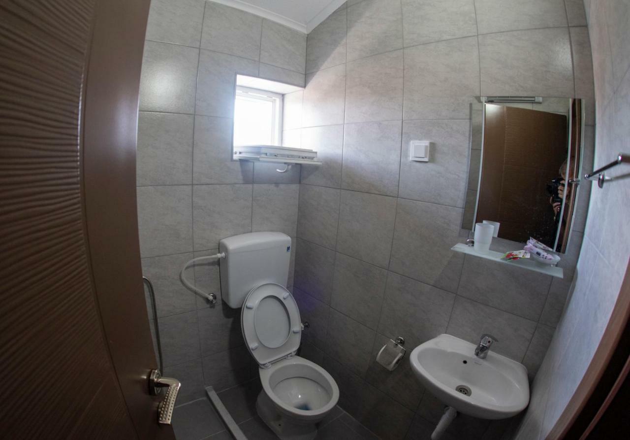 Dionis Rooms & Apartments Prilep Eksteriør billede