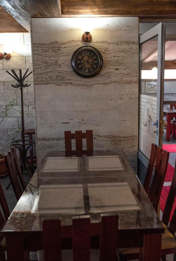 Dionis Rooms & Apartments Prilep Eksteriør billede